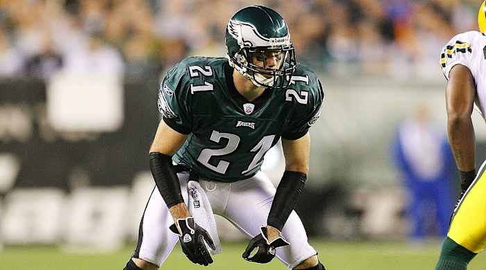 Eagles CB Dustin Fox lines up against the Packers.
